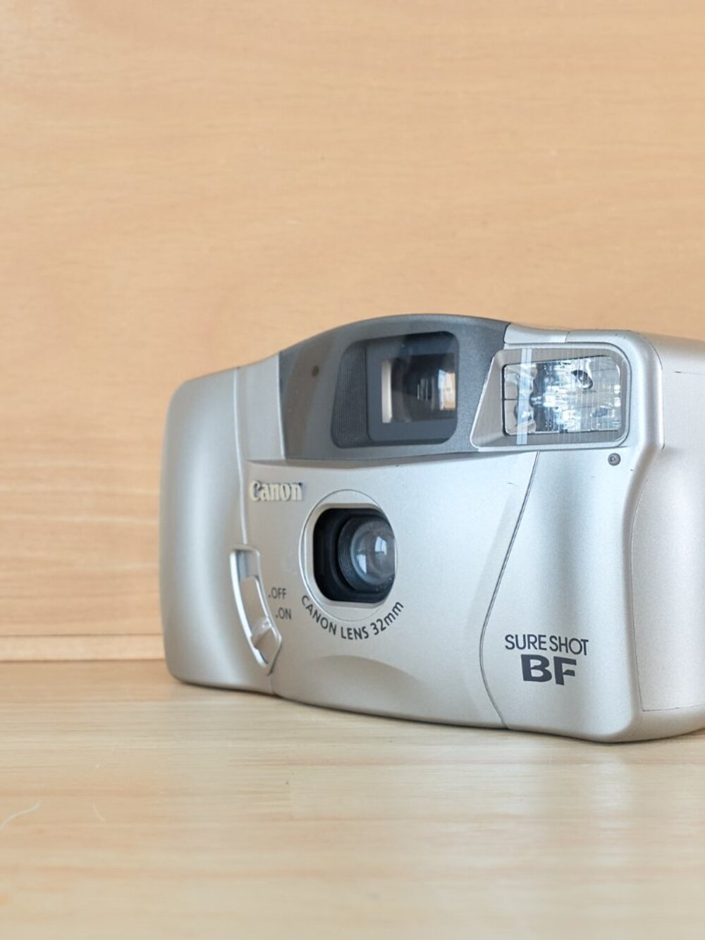 Canon Sure Shot BF 35mm Film Camera 32mm Lens Big Finder Tested Working Silver - Picture 3 of 7